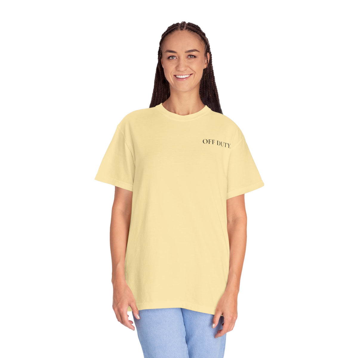 Camiseta Feminina "OFF DUTY" - T-shirt Minimalista de Fuga do Escritório