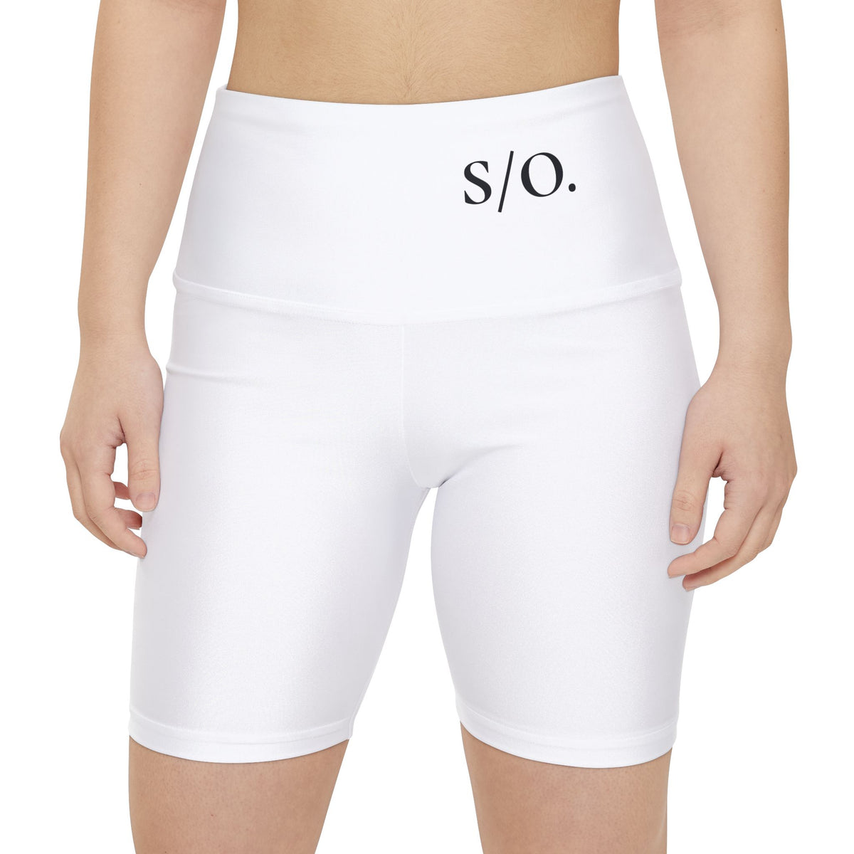 O/D. Weiße Damen-Trainings-Radlerhose – Sportliche Radlerhose mit hoher Taille