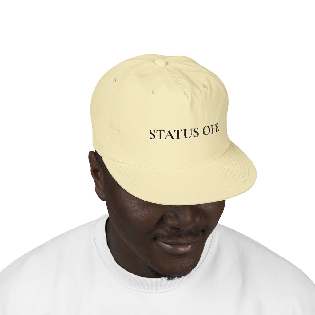 Casquette « Off Duty Surf » décontractée blanche brodée, style « dad hat » pour la plage et les vacances