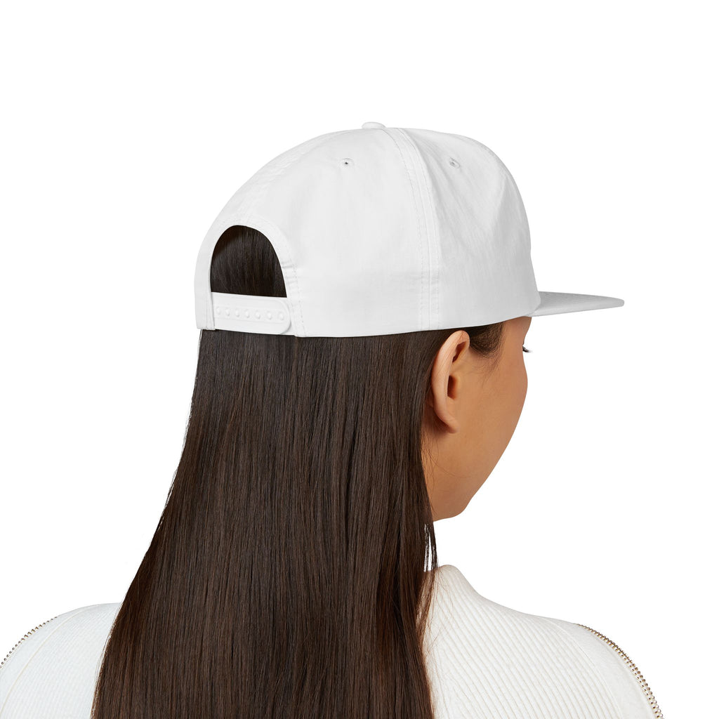 Casquette « Off Duty Surf » décontractée blanche brodée, style « dad hat » pour la plage et les vacances