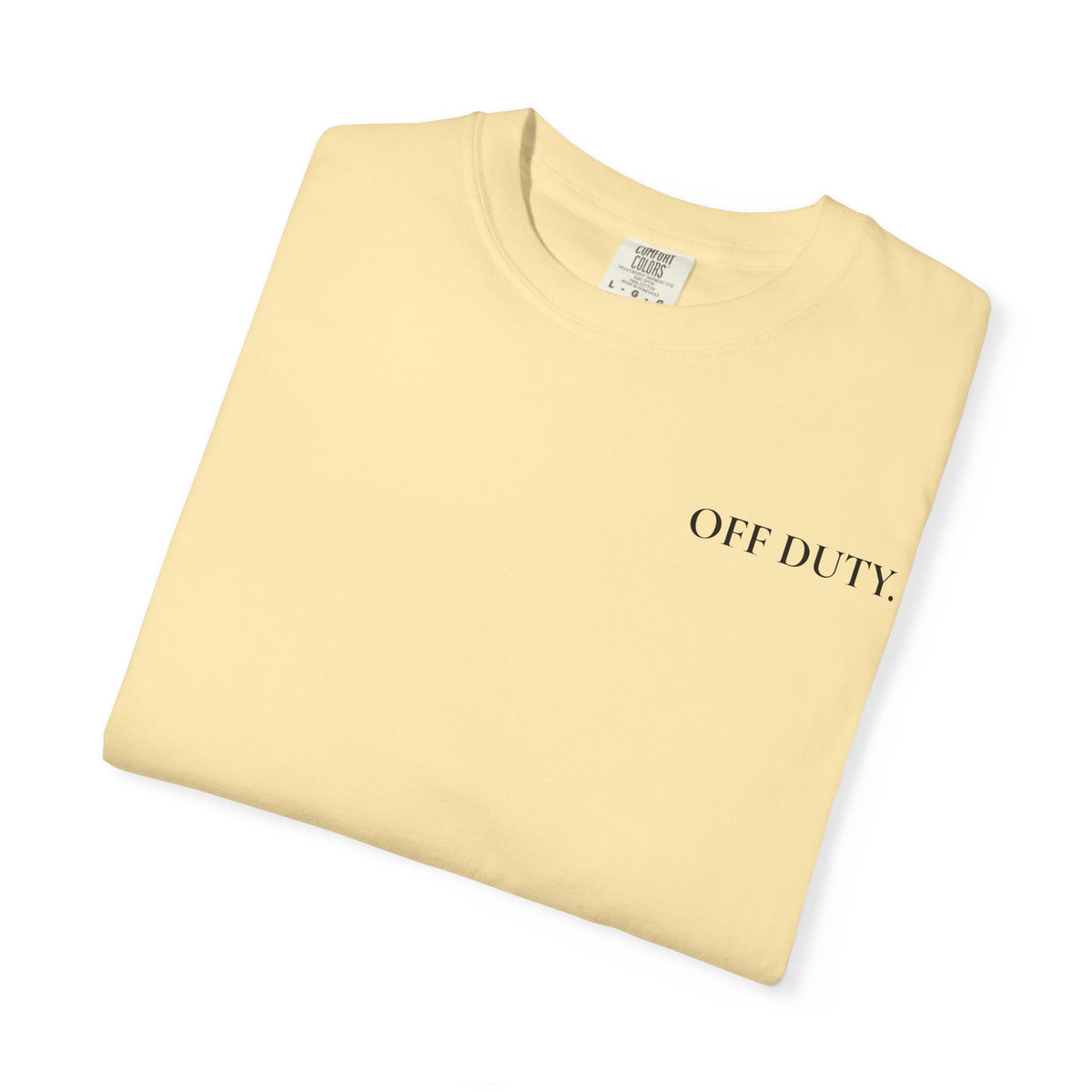 Camiseta Feminina "OFF DUTY" - T-shirt Minimalista de Fuga do Escritório