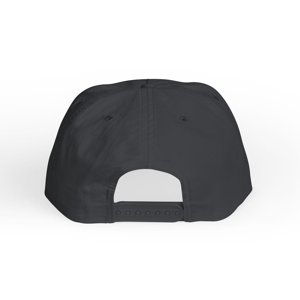 Gorra de surf Off Duty, estilo dad hat relajado en color blanco con bordado para playa y vacaciones