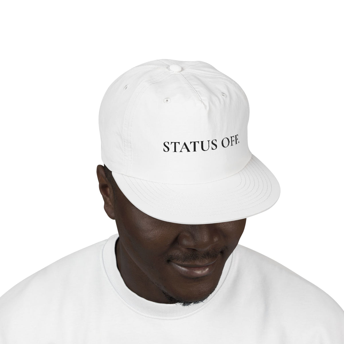 Casquette « Off Duty Surf » décontractée blanche brodée, style « dad hat » pour la plage et les vacances