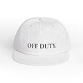 Gorra de surf Off Duty, estilo dad hat relajado en color blanco con bordado para playa y vacaciones