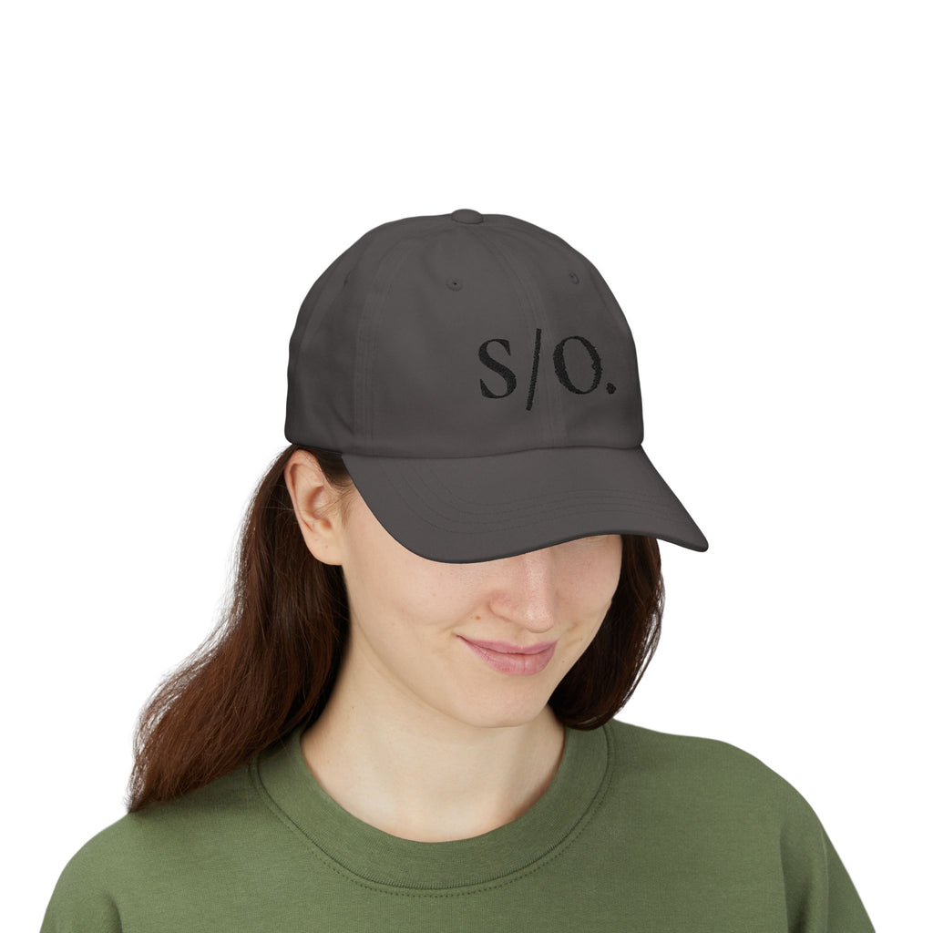 Boné Dad Hat com Logo "O/D." Bordado Estilo Despojado