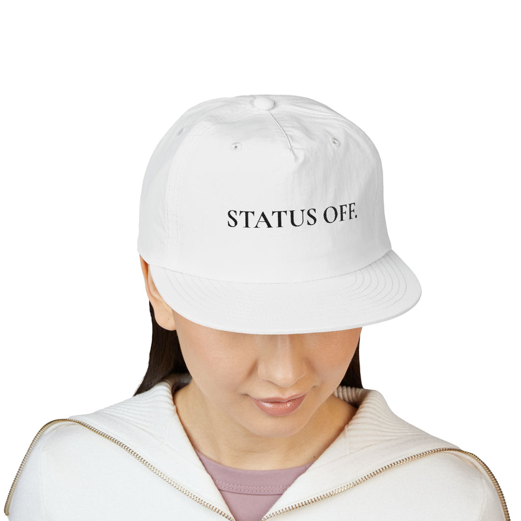 Casquette « Off Duty Surf » décontractée blanche brodée, style « dad hat » pour la plage et les vacances