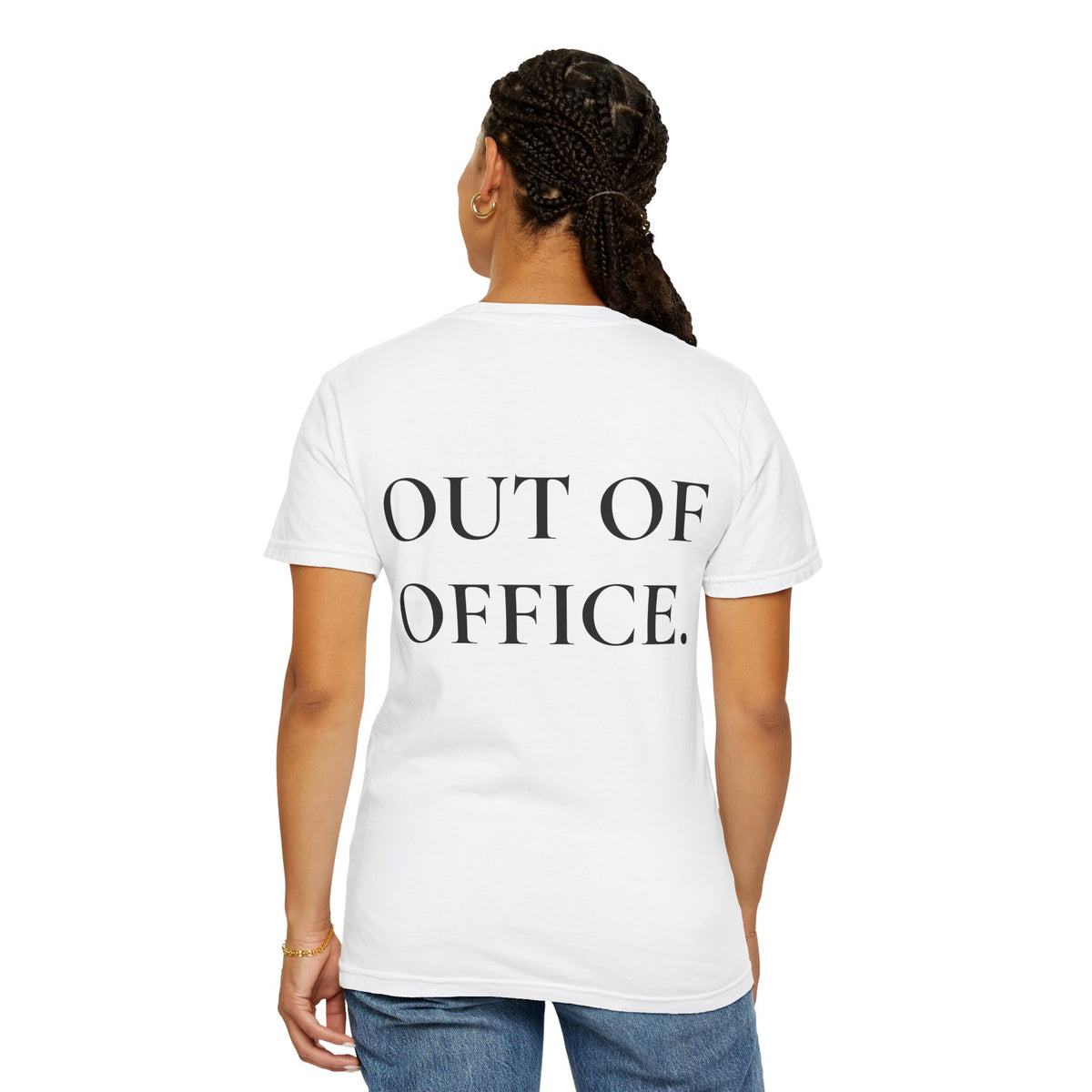 Camiseta Feminina "OFF DUTY" - T-shirt Minimalista de Fuga do Escritório